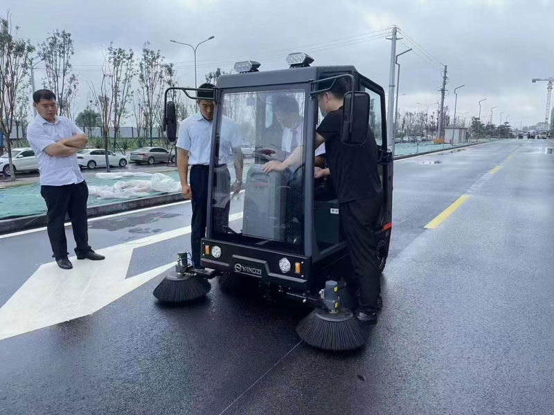 環(huán)衛(wèi)電動掃地機(jī)的前景